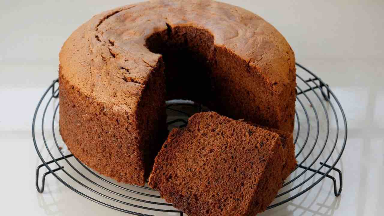 chiffon cake al cioccolato
