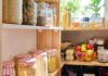 Dispensa ordinata: come sistemare tutto il cibo dispensa sistemata