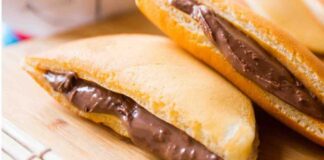 La versione giapponese del panini alla nutella i DORAYAKY alla nutella super golosi dorayaky alla nutella