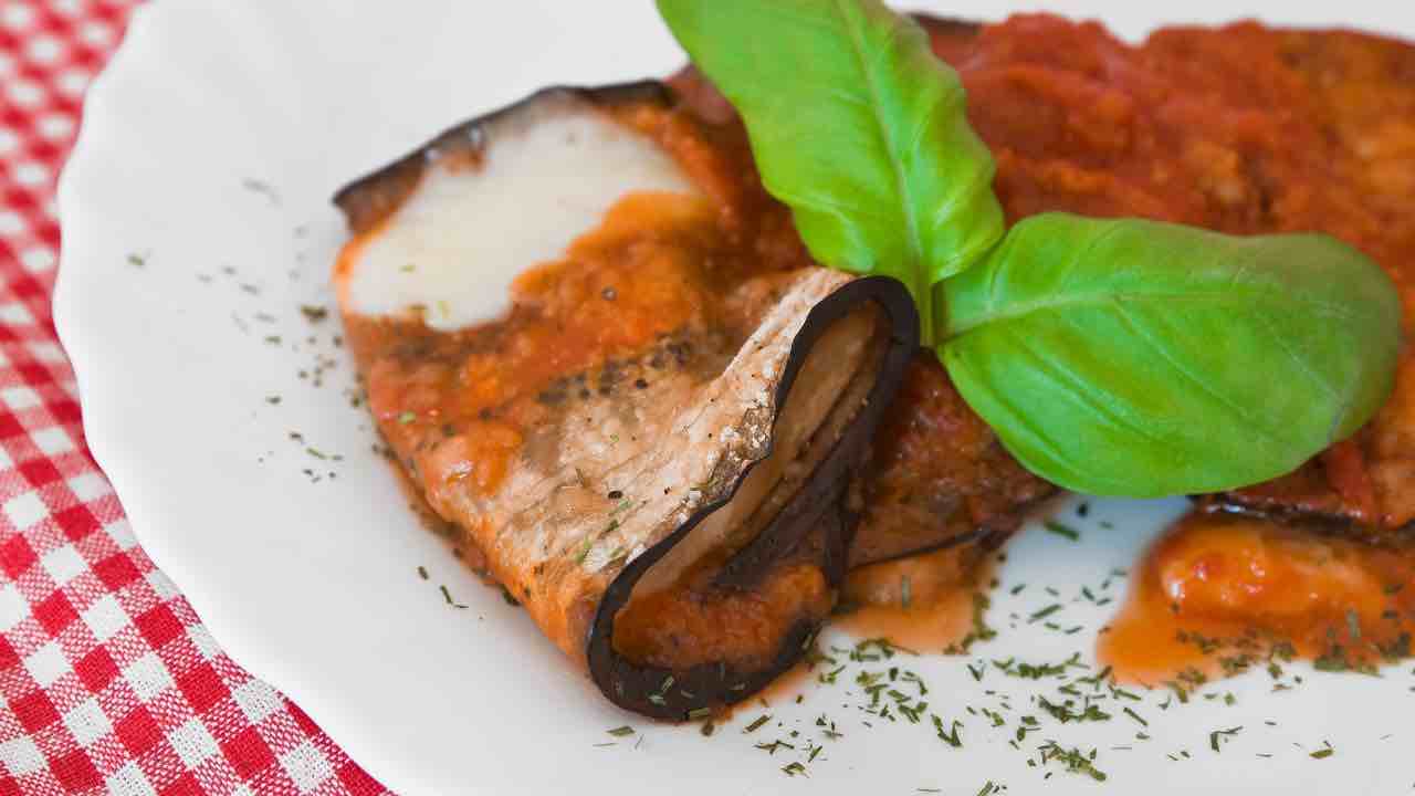 involtini di melanzane al sugo