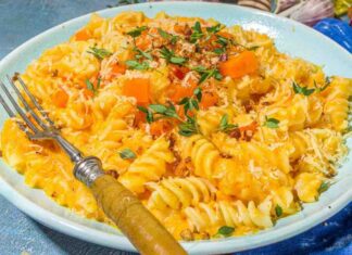 Pasta con la zucca cremosa, altro che pasta e patate: la ricetta napoletana che conquista tutti pasta e zucca