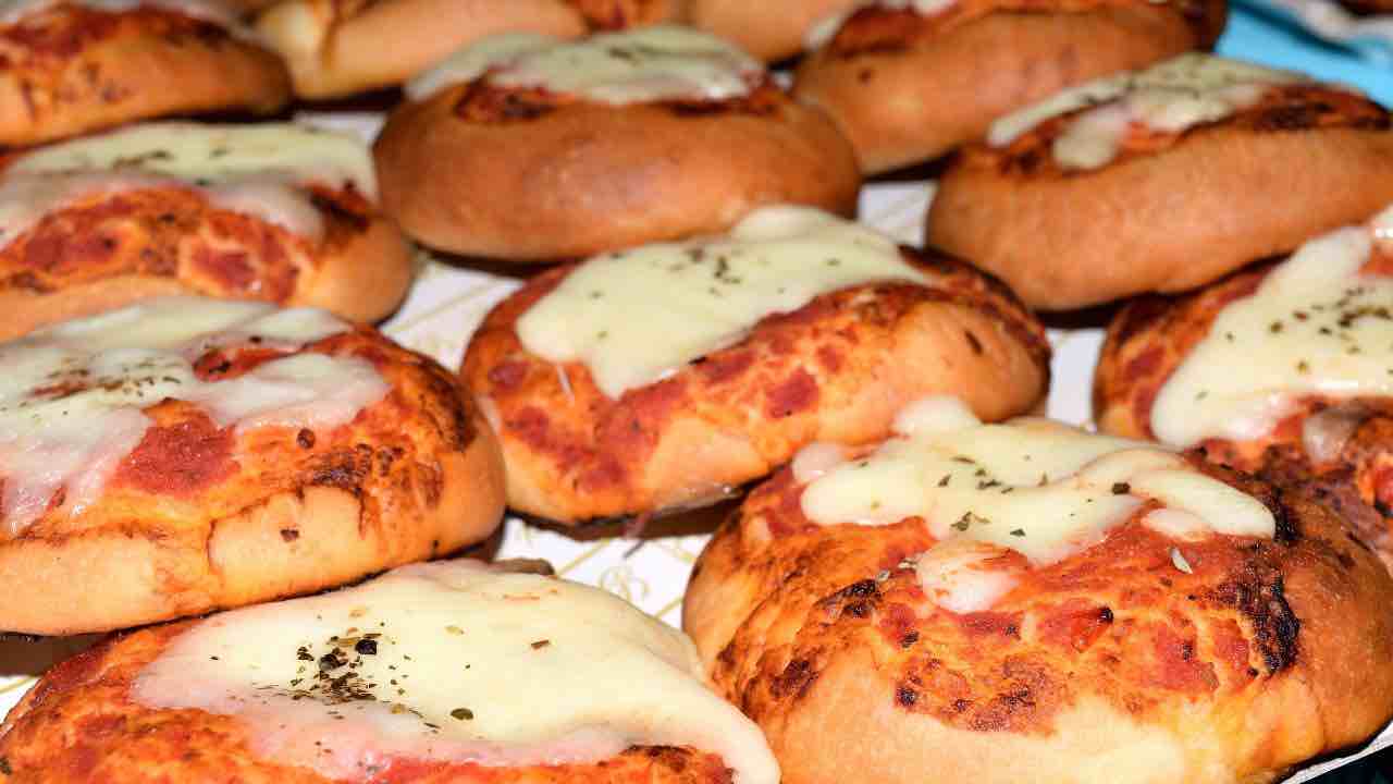 pizzette del bar