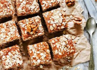 Torta di noci e mandorle, evviva l’autunno con i suoi frutti torta noci e mandorle